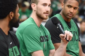 爱游戏网址欧联关键战走向成谜，波士顿凯尔特人绝杀压哨，质疑声四起，轮换策略被讨论的简单介绍