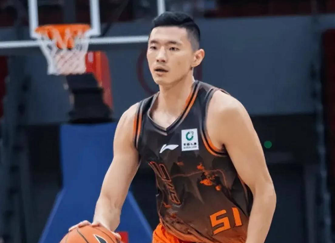 关键时刻突围战来临，山东男篮围绕CBA季后赛队长鼓劲，压力陡增，纪律约束更严格的简单介绍