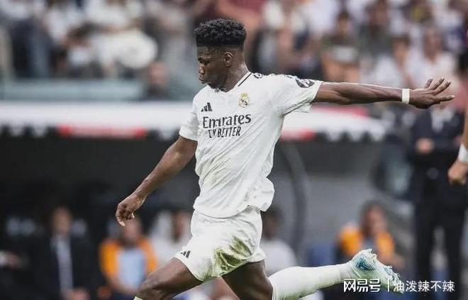 包含清晨广东宏远调整名单以备欧冠利物浦怒砍50分，里昂内部会议纪要流出——今晚止住颓势直接炸裂的词条